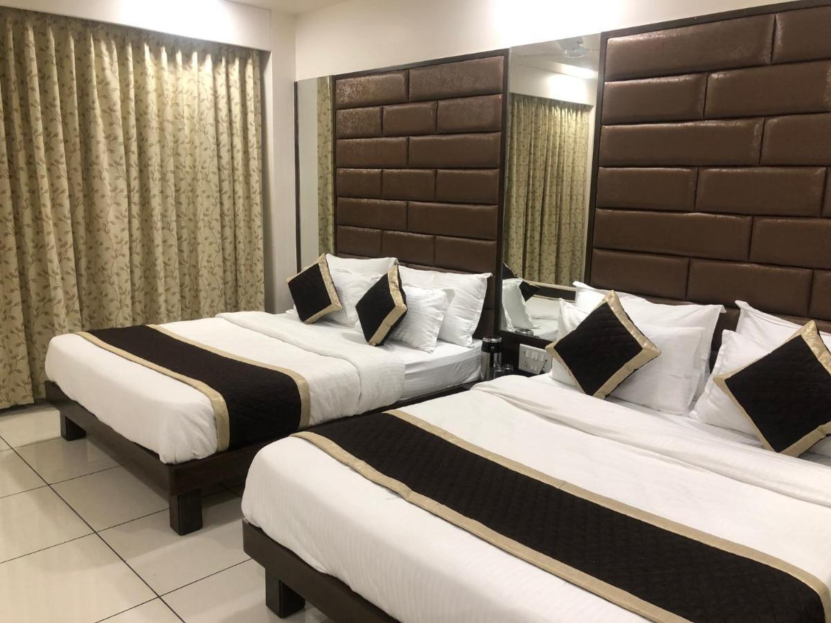 Hotel Circle Inn Ahmedabad Luaran gambar
