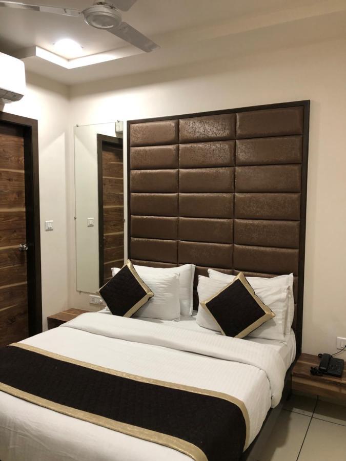 Hotel Circle Inn Ahmedabad Luaran gambar