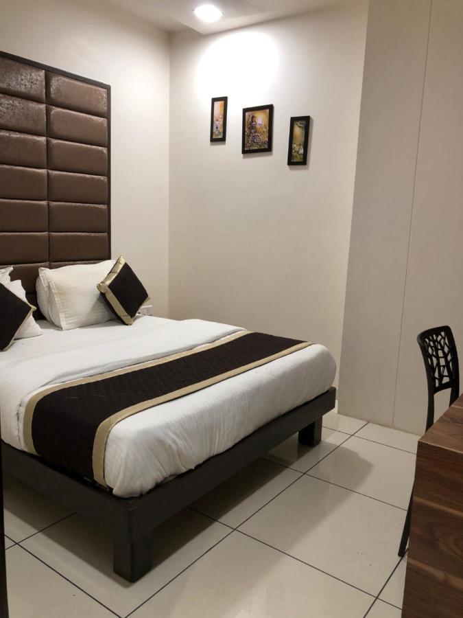 Hotel Circle Inn Ahmedabad Luaran gambar