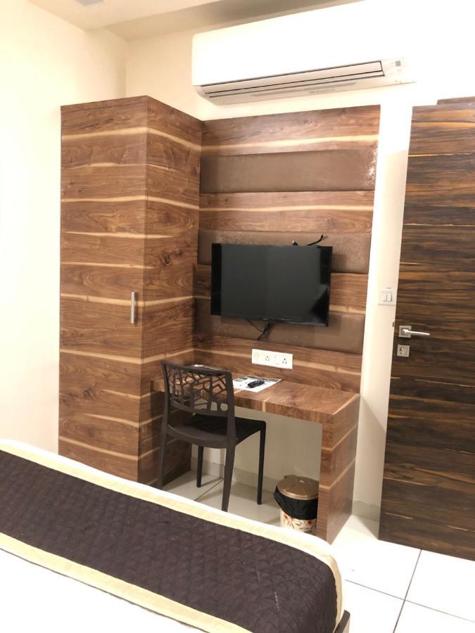 Hotel Circle Inn Ahmedabad Luaran gambar
