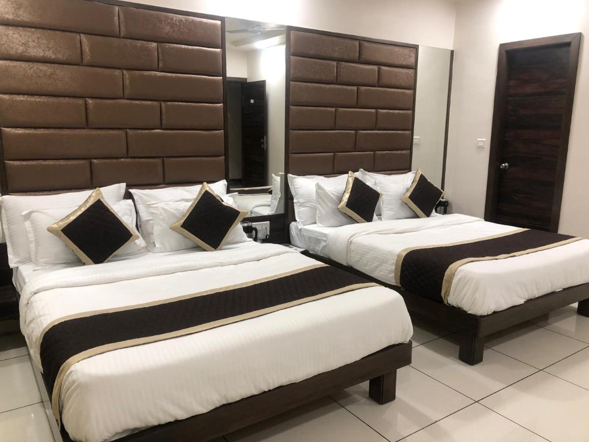 Hotel Circle Inn Ahmedabad Luaran gambar